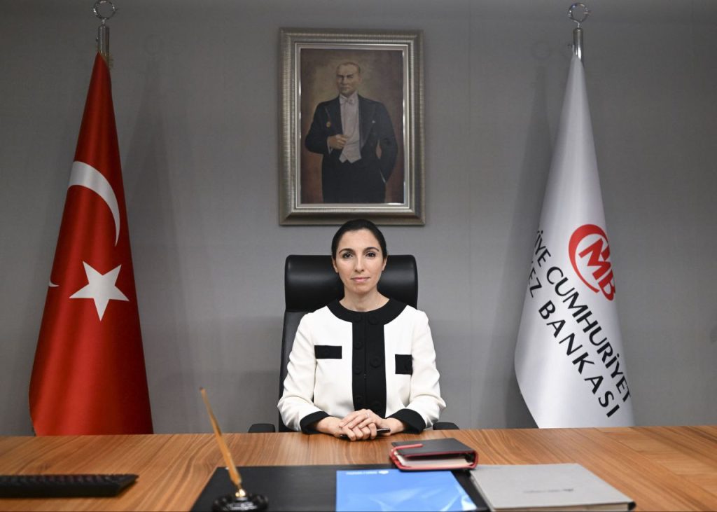 Gaye Erkan’dan bankacılara uyarı