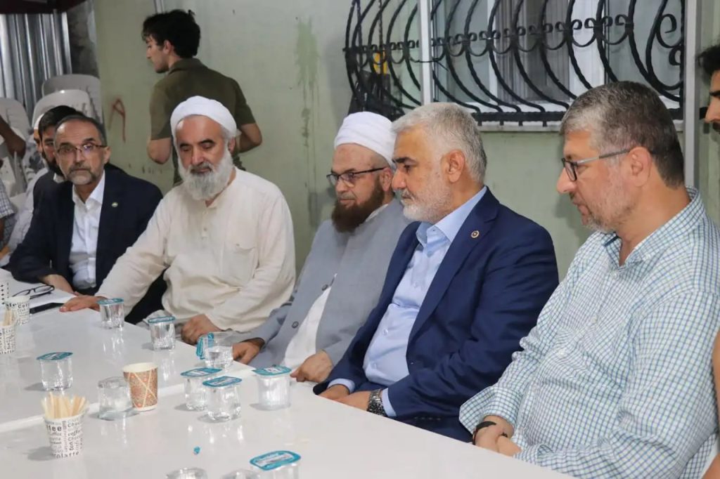 Yapıcıoğlu Kasadar Ailesine Taziyede Bulundu