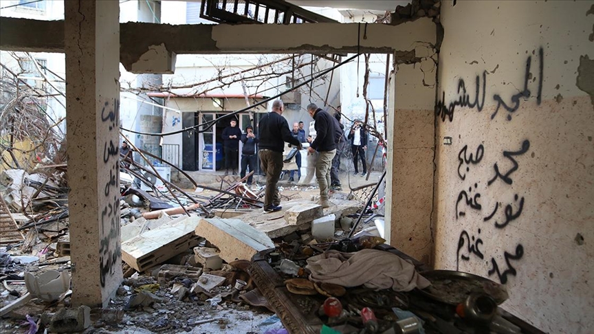 İşgalci İsrail Cenin Kampına saldırdı.