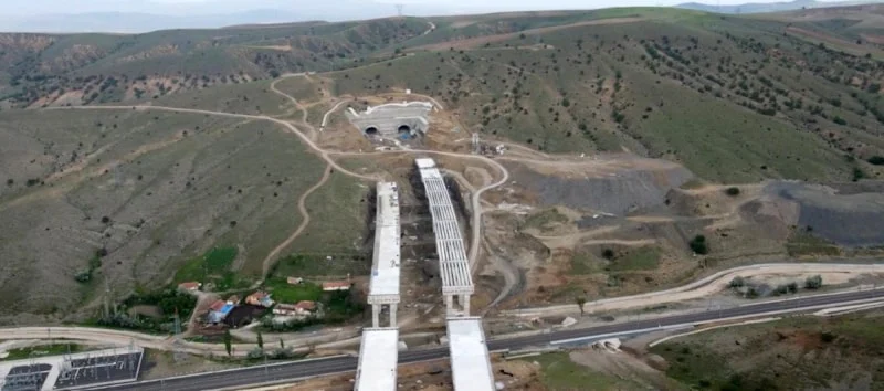 ABDULKADİR URALOĞLU: AVRUPA’YA UZANAN YENİ BİR TİCARET OMURGASI OLUŞTURUYORUZ