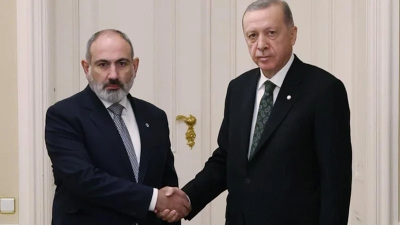 CUHURBAŞKANI ERDOĞAN ERMENİSTAN BAŞBAKANI PAŞİNYAN İLE GÖRÜŞTÜ